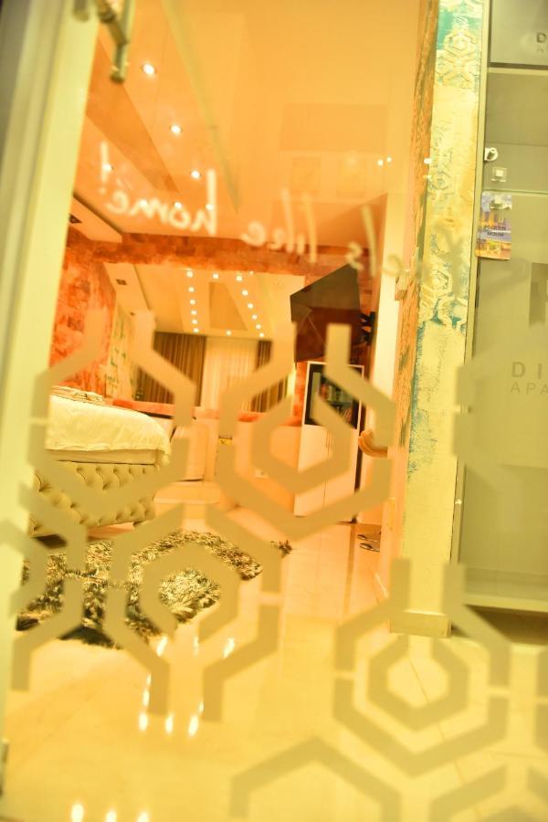 Design Apartment Premium Spa Lux 4 Star "Dubai" Completely Private Wellness & Spa Free Included Sauna & Jacuzzi & Salt Wall & Fire Place & 3D Ceilings & Business Wifi & Netflix & Keyless Code Entry & Full Smart App & Secure 2 Parking Place Ćuprija Exteriör bild