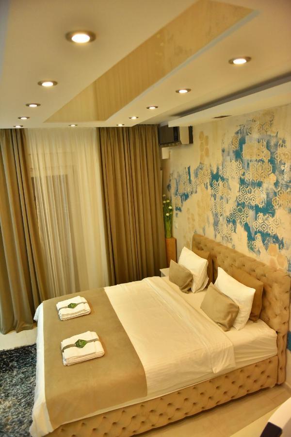 Design Apartment Premium Spa Lux 4 Star "Dubai" Completely Private Wellness & Spa Free Included Sauna & Jacuzzi & Salt Wall & Fire Place & 3D Ceilings & Business Wifi & Netflix & Keyless Code Entry & Full Smart App & Secure 2 Parking Place Ćuprija Exteriör bild