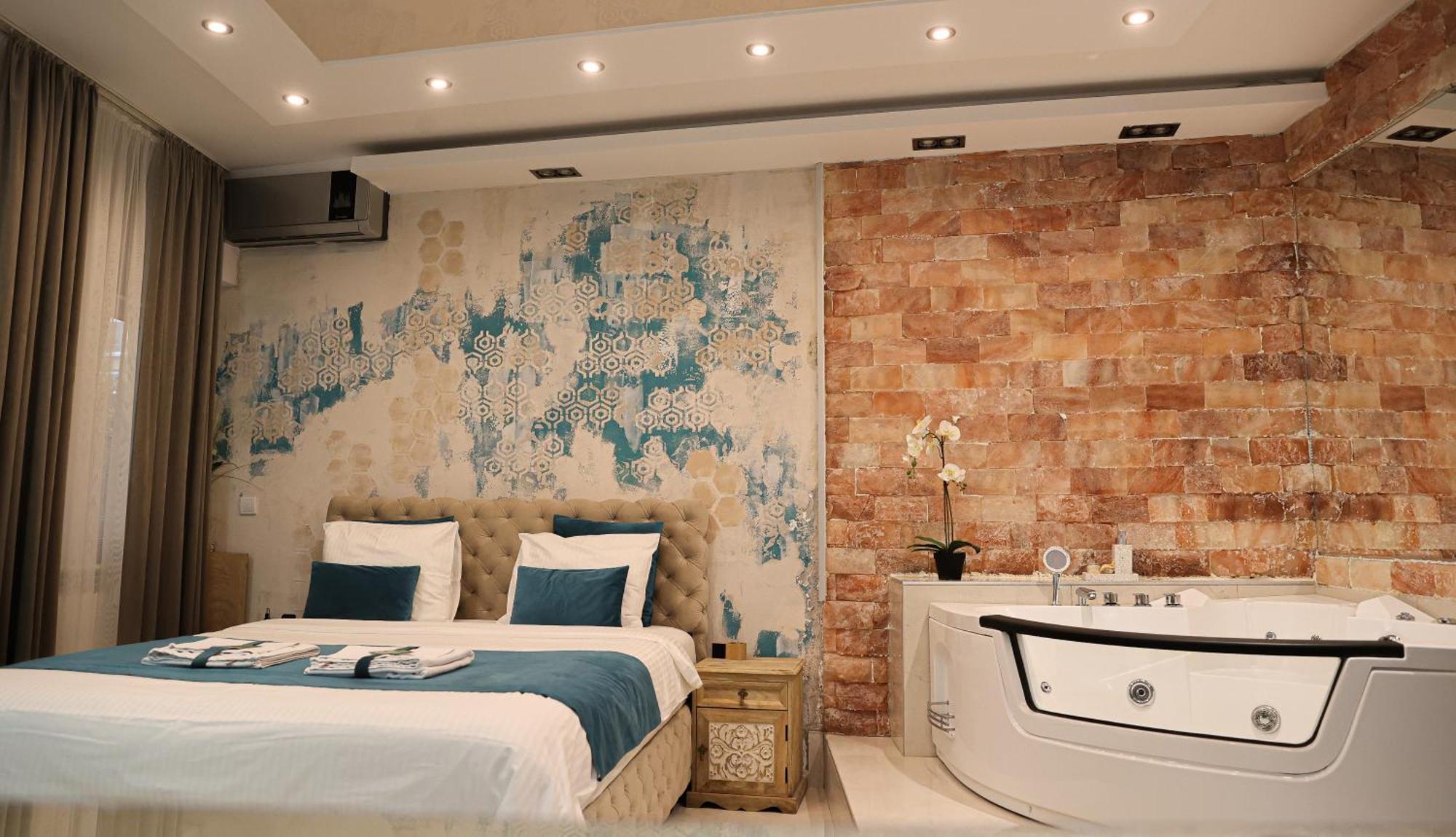 Design Apartment Premium Spa Lux 4 Star "Dubai" Completely Private Wellness & Spa Free Included Sauna & Jacuzzi & Salt Wall & Fire Place & 3D Ceilings & Business Wifi & Netflix & Keyless Code Entry & Full Smart App & Secure 2 Parking Place Ćuprija Exteriör bild